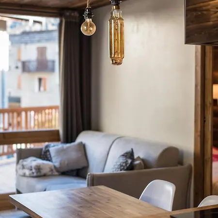 Norberts Place Lanslevillard Esterno foto